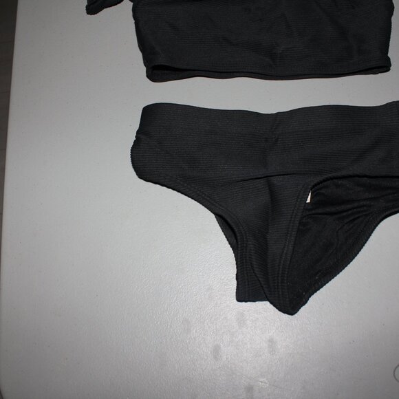Black Old Navy 2 Pcs Bikini Swimsuit Size Small - Picture 3 of 7